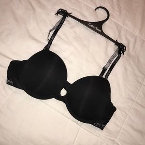 🕷Calvin Klein Black Push-up Bra🕷